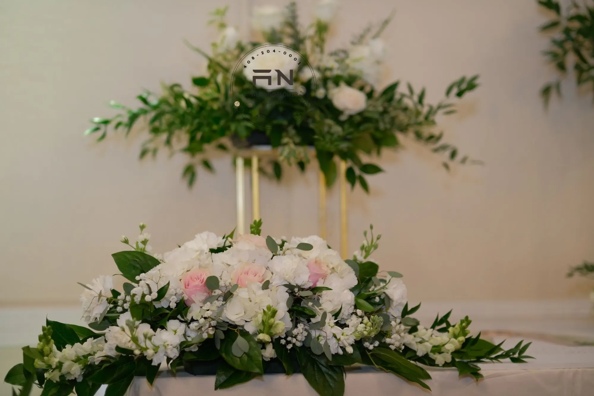 Wedding centerpiece Bay Area — elegant tall floral by 0001Decor