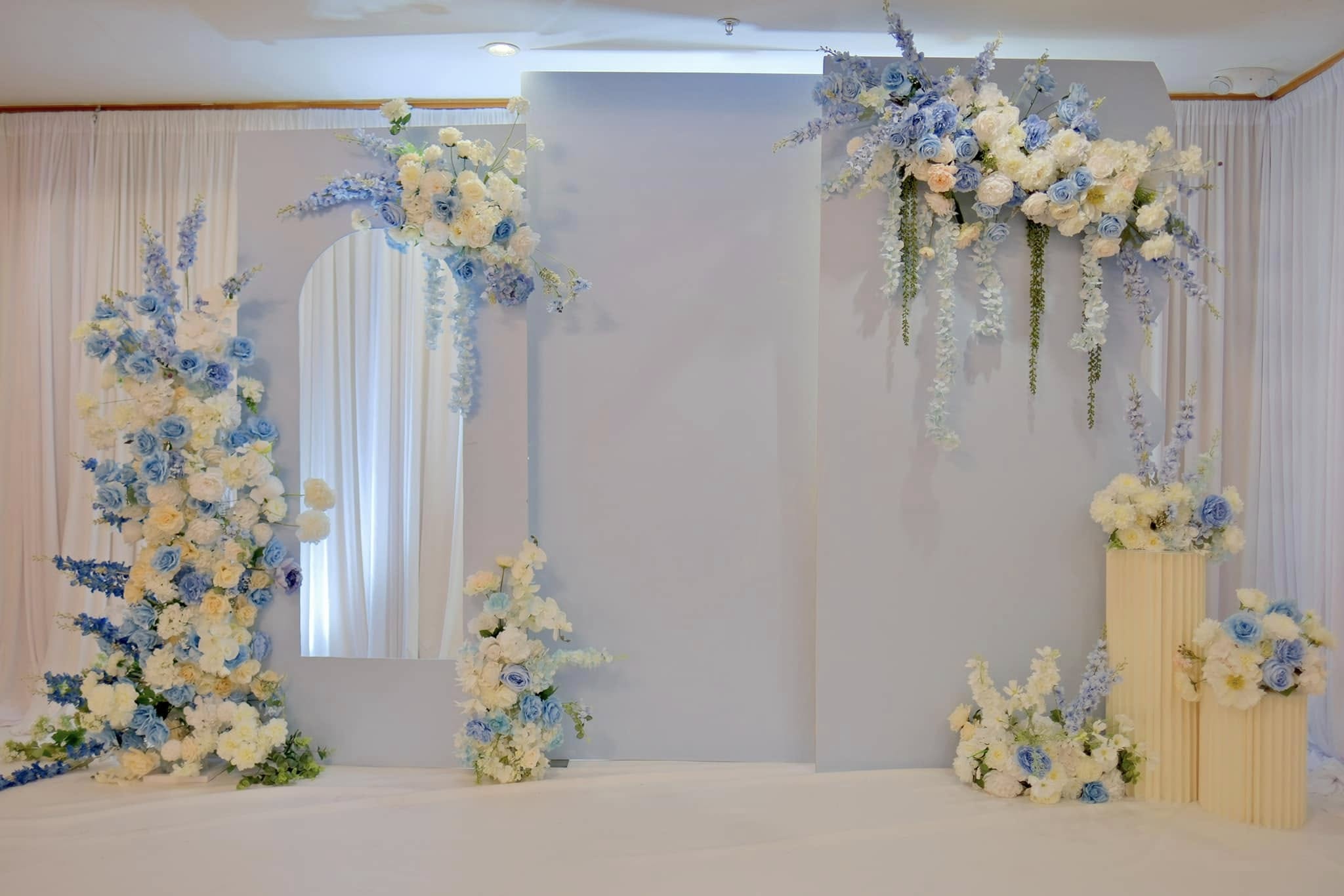 Floral arch Bay Area wedding decorator