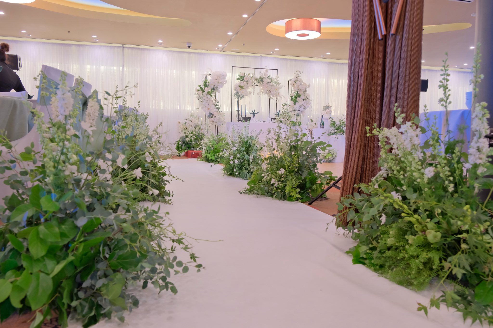 Ceremony arch floral San Jose